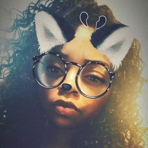 Meet your Posher, Tiara